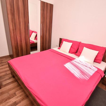 Apartmani Lukic Vir Εξωτερικό φωτογραφία