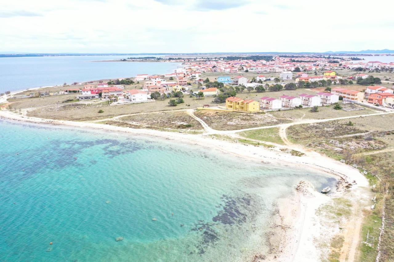 Apartmani Lukic Vir Εξωτερικό φωτογραφία